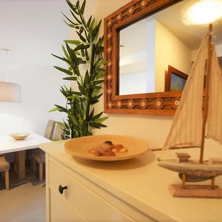 Apartment Luxury Family With Heated Swimming Pools