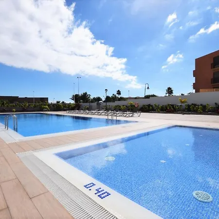 Luxury Family With Heated Swimming Pools شقة غراناديا دي أبونا